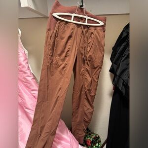 Lululemon Dance Studio Mid Rise Jogger Full Length Size 4 in color Roasted Brown